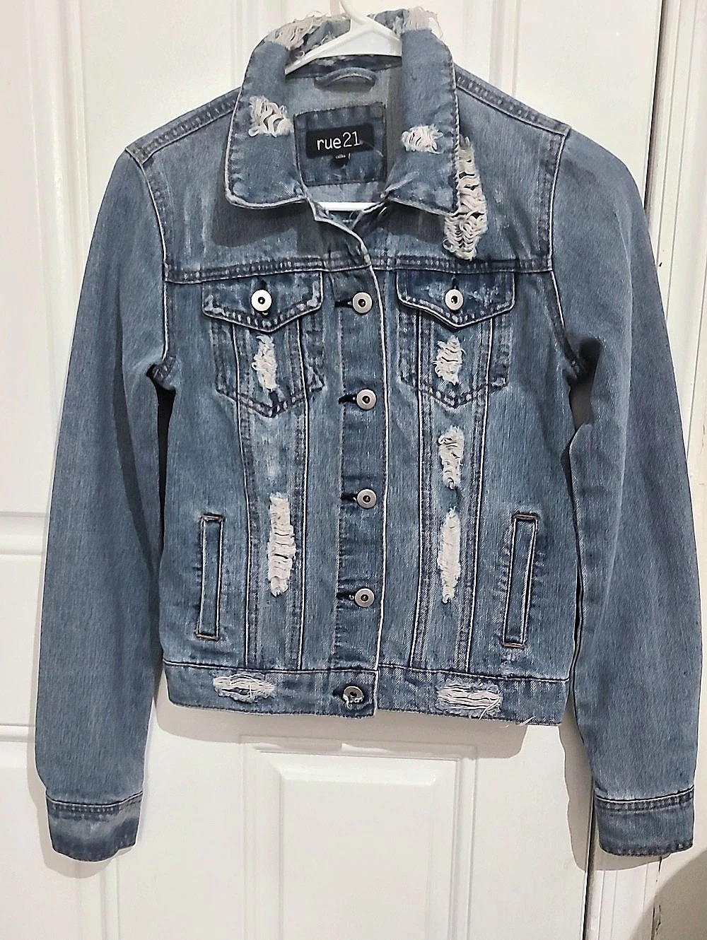 rue21 Distressed Denim Jacket in Blue